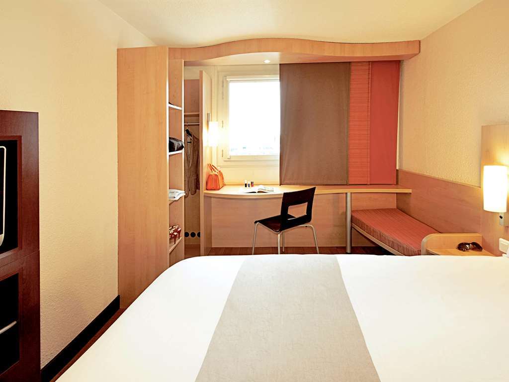 Ibis Brighton City Centre - Station Room photo